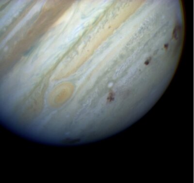 Traces laissées dans l'atmosphère de Jupiter après l'impact de la comète SL9, (...)